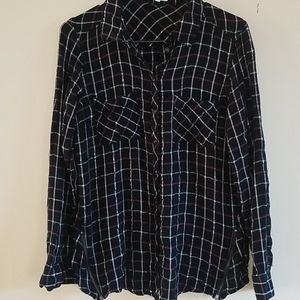 Maurice's Flannel Snap Up - Size L